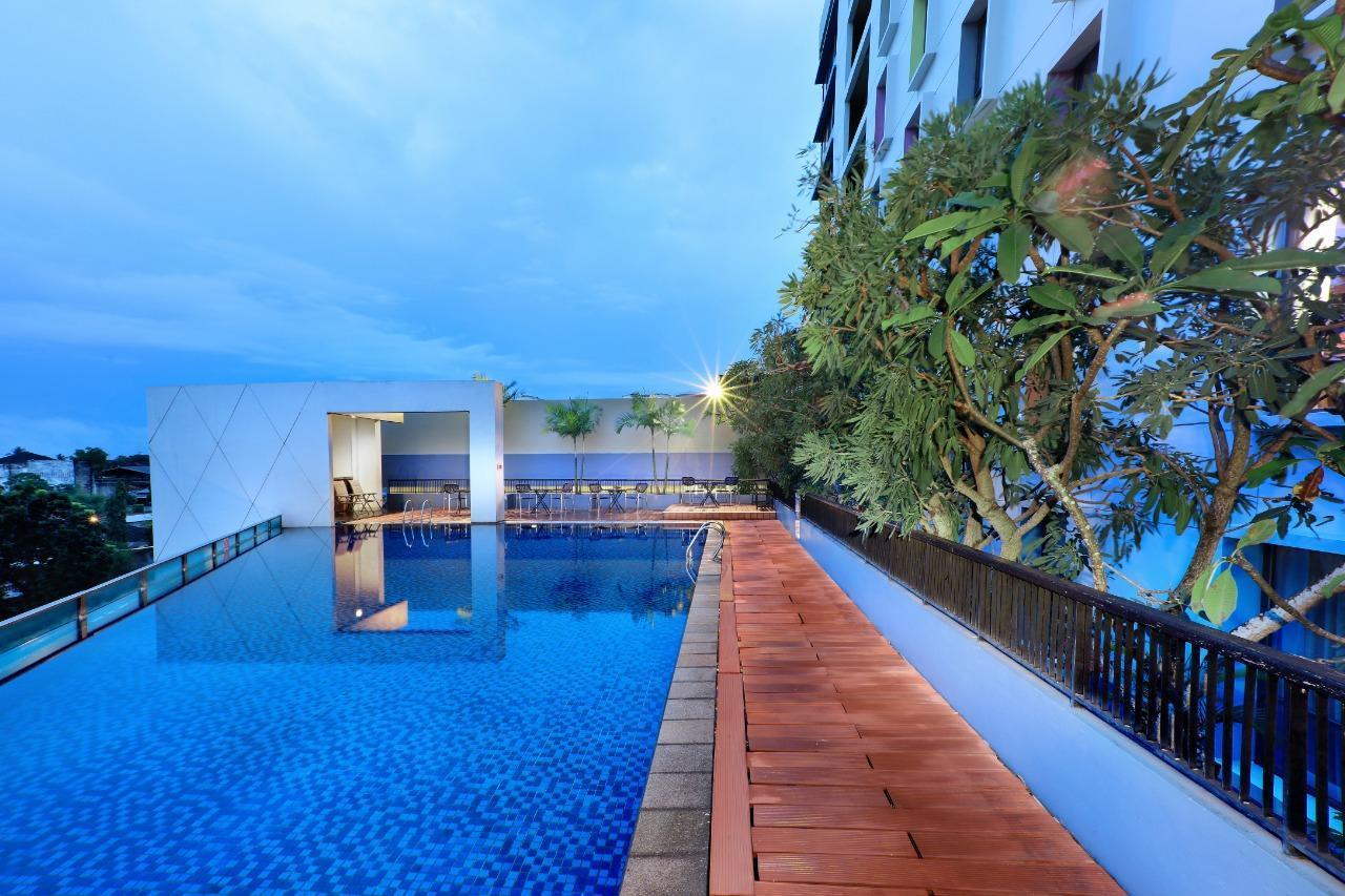 Aston Palembang Hotel&centro de conferencias Exterior foto