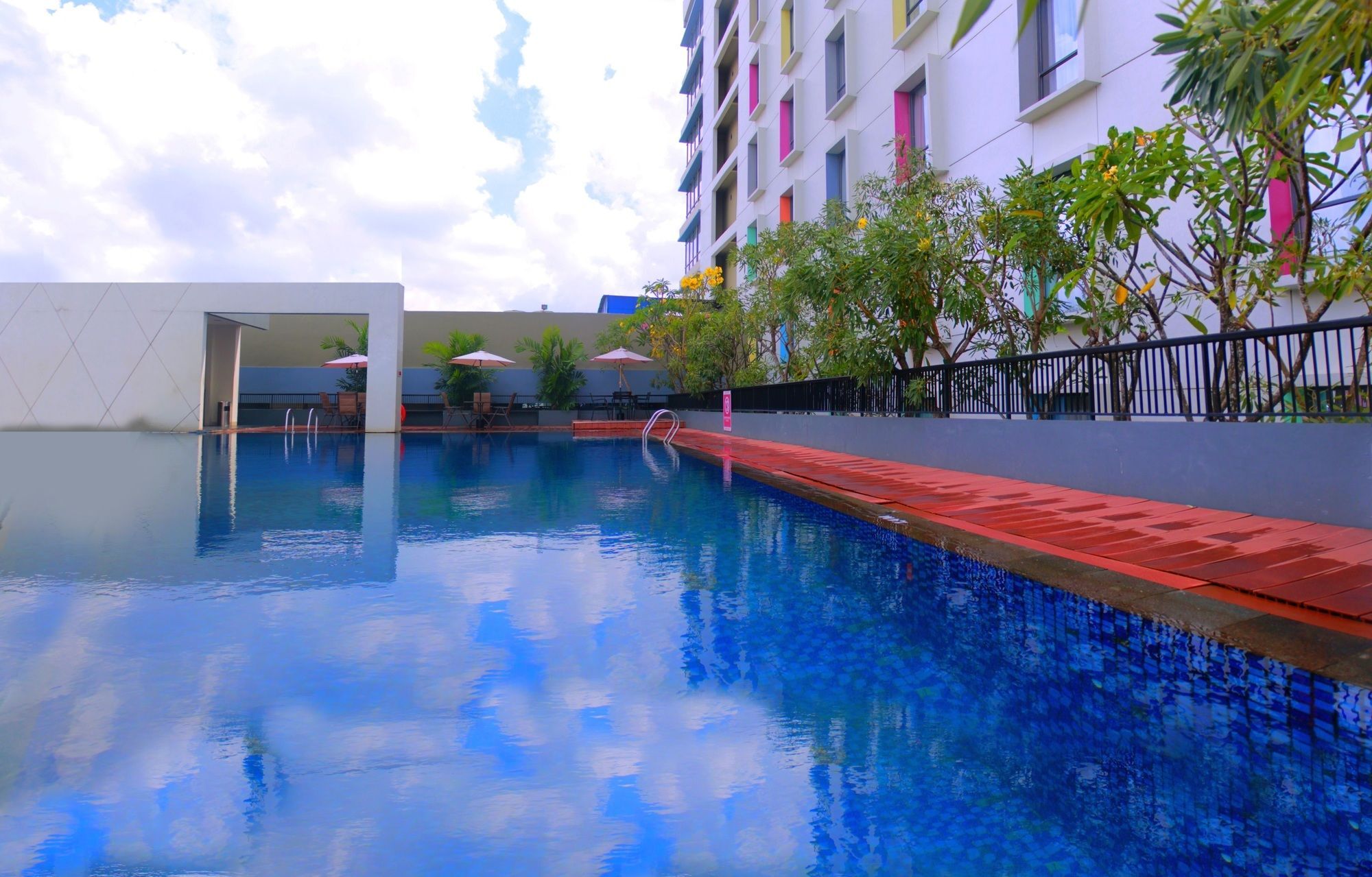 Aston Palembang Hotel&centro de conferencias Exterior foto